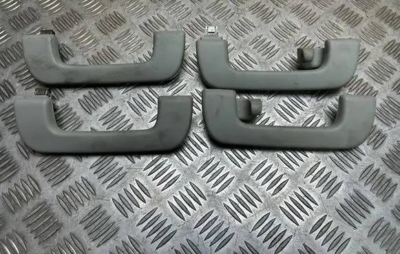 Audi A5 Sportback 8TA A set of handles for the ceiling 8R0857608D 8R0857607J