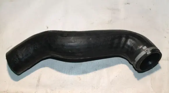 Volvo XC90 Engine coolant pipe/hose 31261366