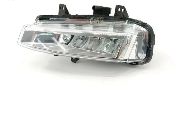 Land Rover Discovery Sport Front fog light FJ3215201AC 19805600 20170630