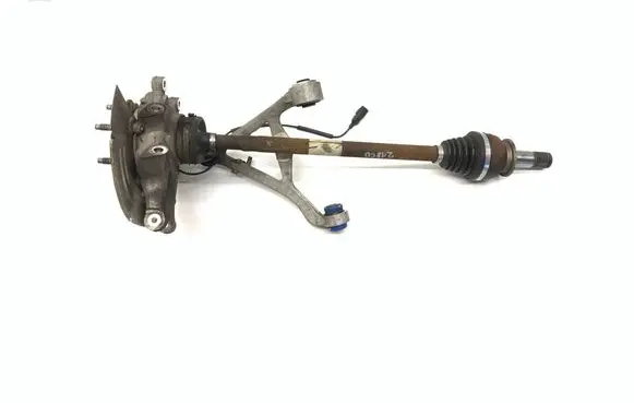 Jaguar XJ X351 Rear wheel hub C2P12735 C2D42131