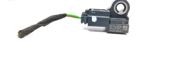 Citroen C4 II Picasso Airbag deployment crash/impact sensor 477431001 13093 620393100E
