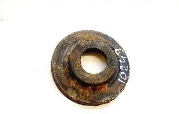 Skoda Octavia Mk2 (1Z) Front coil spring rubber mount 1k0512297d