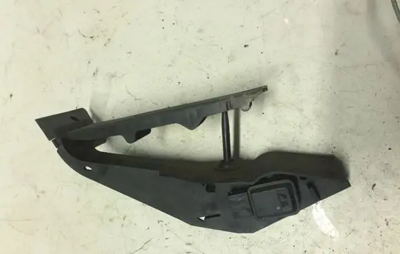 BMW 6 E63 E64 Accelerator throttle pedal 6766930