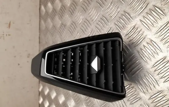 Citroen DS7 Crossback Dashboard side air vent grill/cover trim 98161422