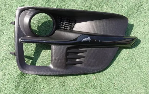 Subaru Levorg Front bumper lower grill 57731VA230