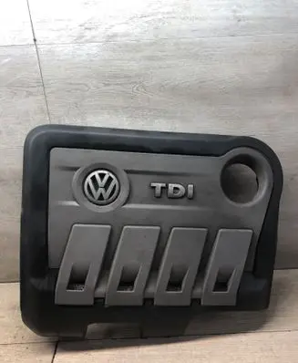 Volkswagen PASSAT B7 Engine cover (trim) 06200288