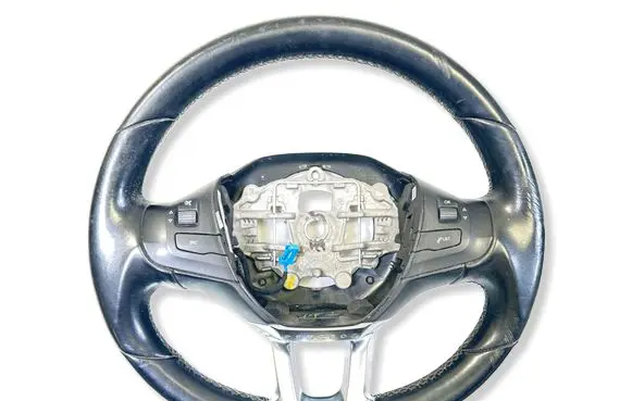 Peugeot 208 I Steering wheel 6191372