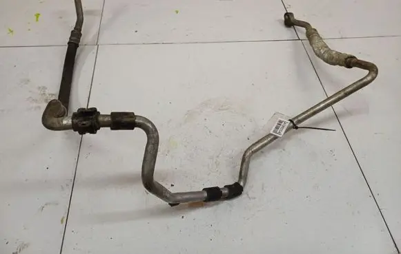 Skoda Superb B6 (3T) Air conditioning (A/C) pipe/hose 
