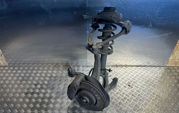 Audi Q5 SQ5 8R Front wheel hub spindle knuckle 4G0407242C