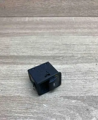 BMW 3 E46 Electric window control switch 8368921 03120400