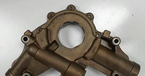Jaguar XJ X308 Oil pump XW436600AD