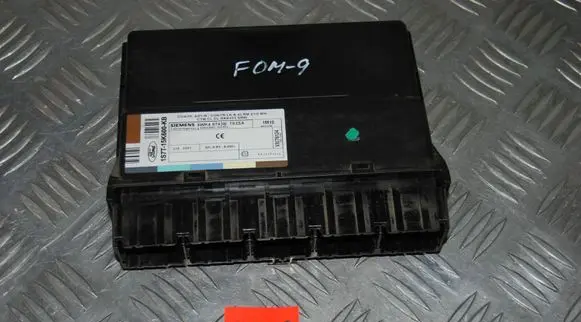 Ford Mondeo Mk III Comfort/convenience module 1S7T15K600KB