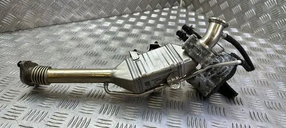 BMW 5 G30 G31 EGR valve cooler 8576473 21840B0E
