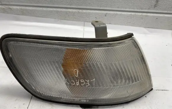 Front indicator light