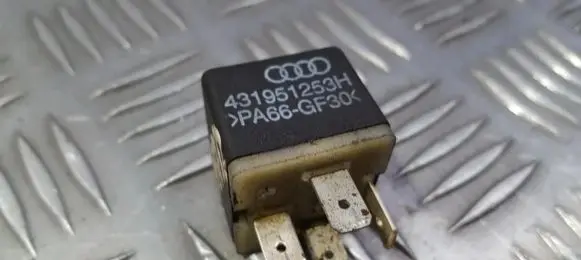 Audi A6 S6 C5 4B Other relay 431951253H