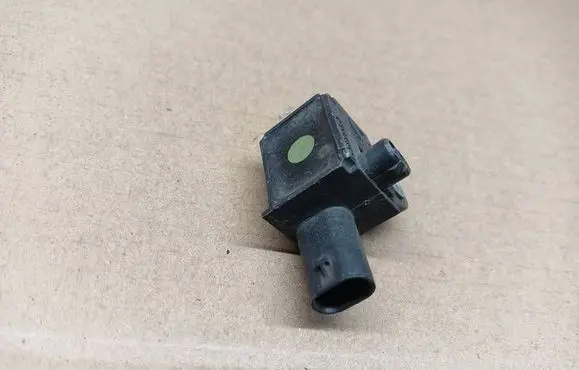 Volkswagen Golf VII Airbag deployment crash/impact sensor 5Q0959651
