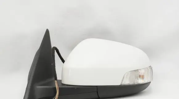 Volvo V50 Front door electric wing mirror 3303001