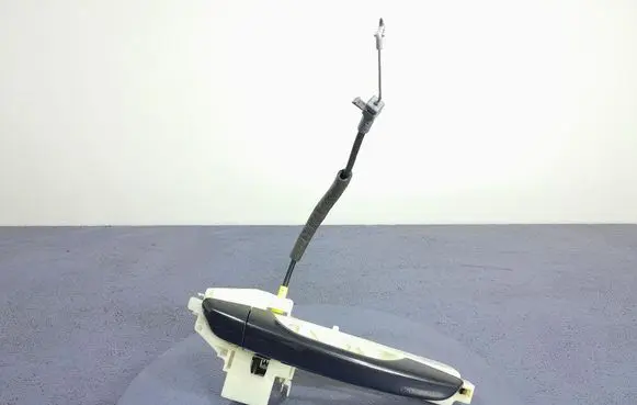 Hyundai i30 Front door exterior handle 