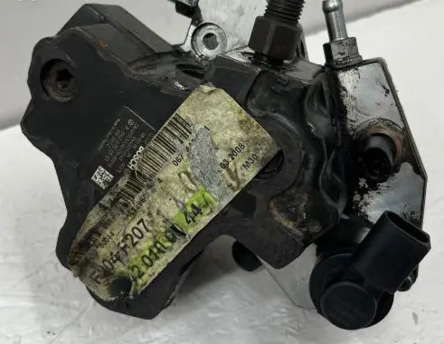 Mercedes-Benz C W204 Fuel injection high pressure pump A6420700501 F204F207 420100044