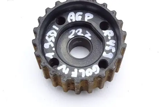 Volkswagen Golf IV Crankshaft gear 038105263E