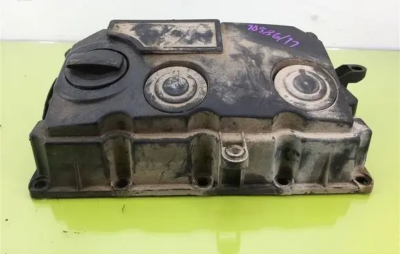 Volkswagen Caddy Rocker cam cover 03G103475E
