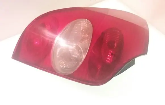 Renault Laguna II Rear/tail lights 8200002471