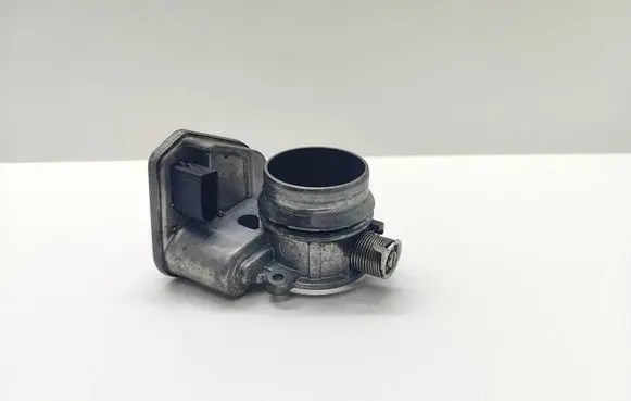 BMW 5 E60 E61 Throttle valve 7804373 780437301