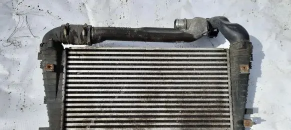 Opel Zafira B Intercooler radiator 13223395 wtp8784