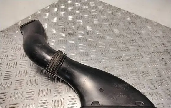Volvo S80 Air intake duct part 3524454 6766