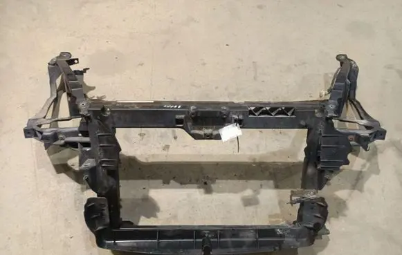 Mitsubishi Colt Radiator support slam panel 