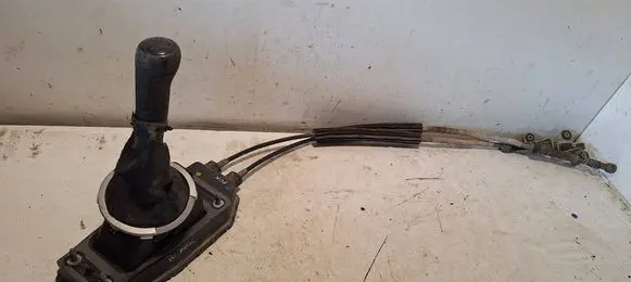 Volkswagen Fox Gear shifter/selector 5Z0711061