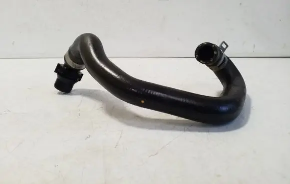 Volvo XC90 Engine coolant pipe/hose 31368147