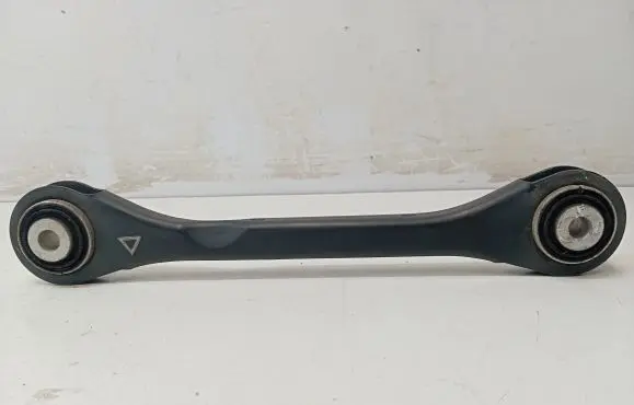 Porsche Macan (95B) Rear upper control arm/wishbone 8K0501529