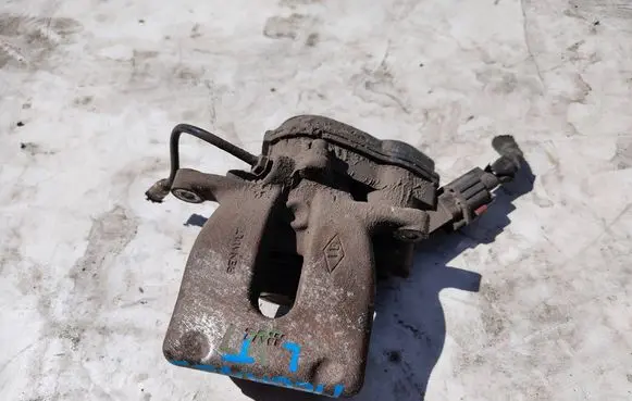 Renault Megane III Rear brake caliper 