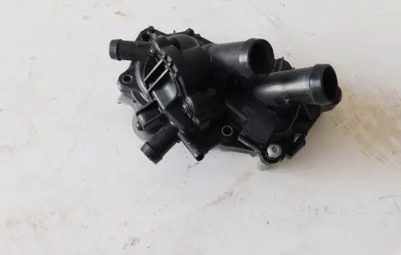 Volkswagen Golf VII Water pump