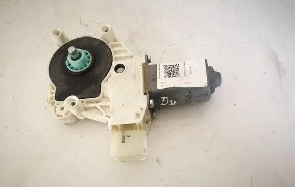 BMW 5 GT F07 Rear door window regulator motor 942888100