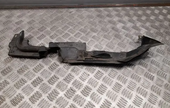 Audi A5 Fender end trim 8W6821170C