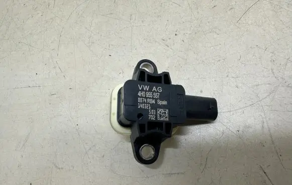 Audi A6 C7 Airbag deployment crash/impact sensor 4H0955557