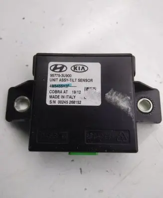 KIA Sportage Yaw turn rate sensor 957753U900