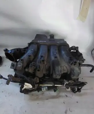 Opel Astra J Intake manifold 55561188