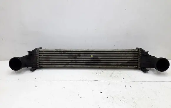 Mercedes-Benz E W211 Intercooler radiator A2115001102