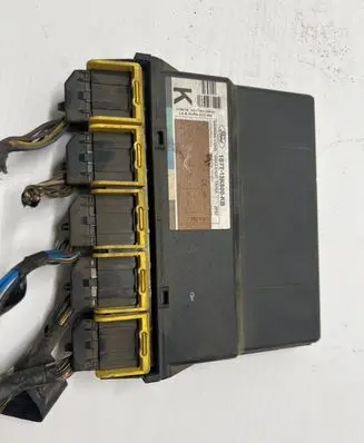 Ford Mondeo Mk III Comfort/convenience module 1S7T15K600KB 5WK48743C