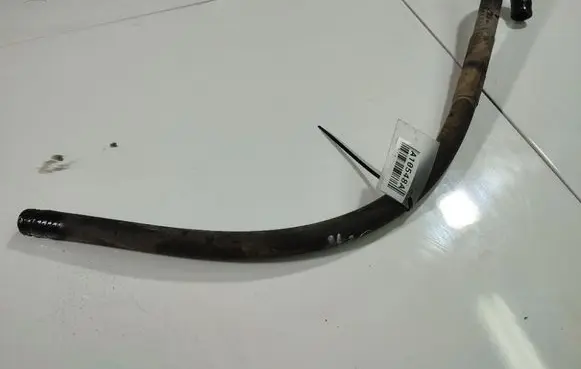 Audi A6 S6 C4 4A Engine coolant pipe/hose