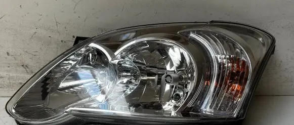 Toyota Corolla E140 E150 Headlight/headlamp 20B052B