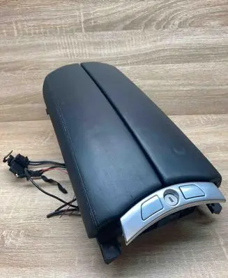 BMW 7 F01 F02 F03 F04 Armrest 81814005 9157022 Withplugs