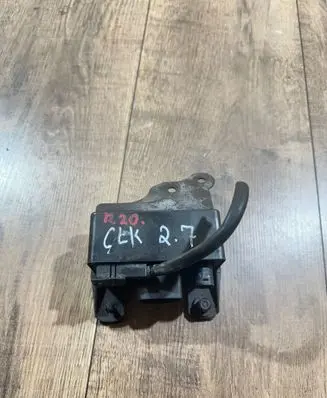 Mercedes-Benz C W203 Glow plug pre-heat relay