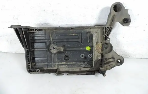 Skoda Octavia Mk3 (5E) Battery box tray 5Q0915321J