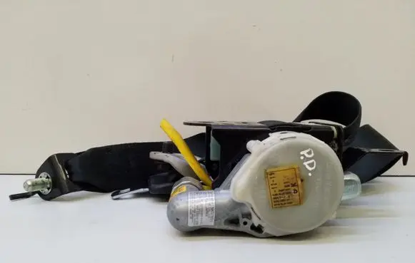 Mazda 5 Front seatbelt T89335T 0175852