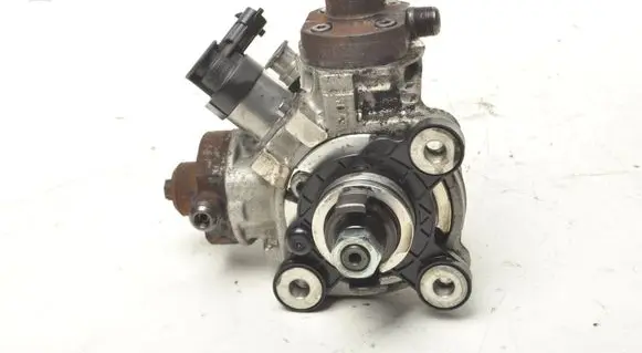 Volvo V60 Fuel injection high pressure pump 31272896