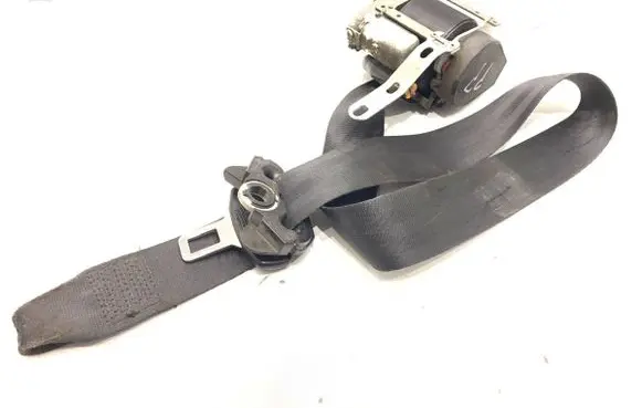 Volkswagen Polo IV 9N3 Front seatbelt 6Q3857706L
